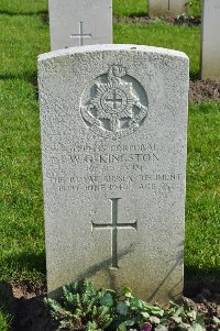 Etaples Military Cemetery - Kingston, Walter Groves