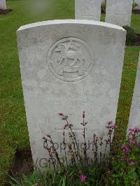 Etaples Military Cemetery - Kirby, Thomas Henry