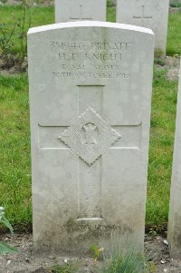 Etaples Military Cemetery - Knight, Harry Daniel