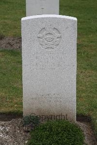 Etaples Military Cemetery - Knight, Ronald Earl