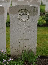 Etaples Military Cemetery - Laird, Charles William