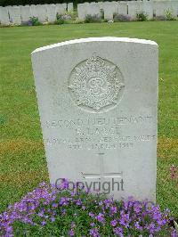 Etaples Military Cemetery - Large, Ernest