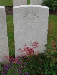 Etaples Military Cemetery - Lawrence, David