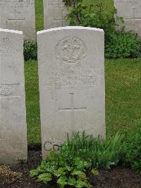 Etaples Military Cemetery - Lawrence, H D
