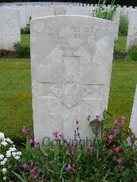 Etaples Military Cemetery - Lawrence, W