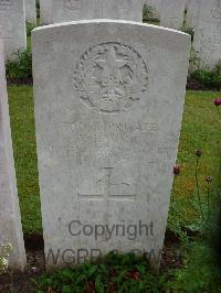 Etaples Military Cemetery - Lawrie, W