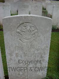 Etaples Military Cemetery - Lawson, George
