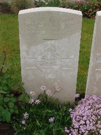 Etaples Military Cemetery - Laycock, Herbert