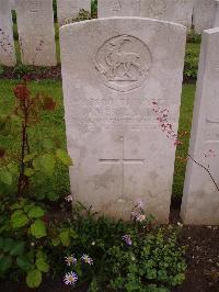 Etaples Military Cemetery - Layton, James