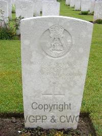 Etaples Military Cemetery - Lee, Arthur