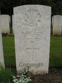 Etaples Military Cemetery - Leech, Frank