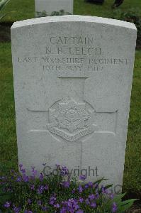 Etaples Military Cemetery - Leech, Norman Bleeck
