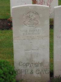 Etaples Military Cemetery - Lincoln, T