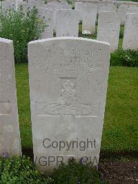 Etaples Military Cemetery - Liptrot, J W