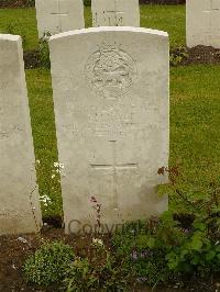 Etaples Military Cemetery - Lister, Eric