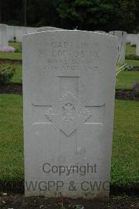 Etaples Military Cemetery - Loftus, W