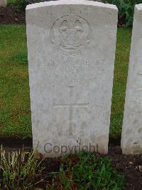 Etaples Military Cemetery - Loveland, G W