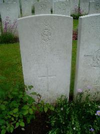 Etaples Military Cemetery - Lovell, George Reginald