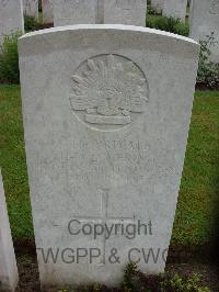 Etaples Military Cemetery - Lovering, James Daniel