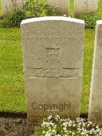 Etaples Military Cemetery - Lovick, John Edward