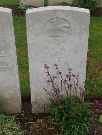 Etaples Military Cemetery - Lowey, W