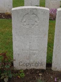Etaples Military Cemetery - Luxford, Arthur Ernest