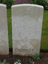 Etaples Military Cemetery - MacEwan, William Taylor