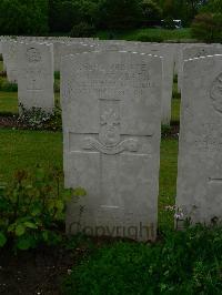 Etaples Military Cemetery - MacGrath, William