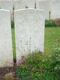 Etaples Military Cemetery - MacKenzie, William