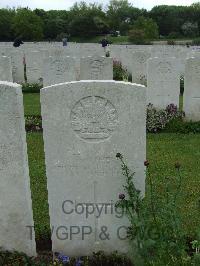 Etaples Military Cemetery - MacPherson, Arthur Stanley