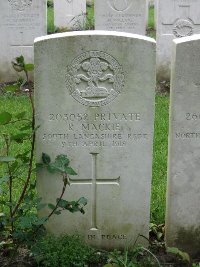 Etaples Military Cemetery - MacKie, Robert