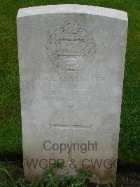 Etaples Military Cemetery - Madley, H