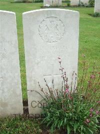 Etaples Military Cemetery - Maggs, Reginald