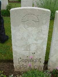 Etaples Military Cemetery - Mahony, M