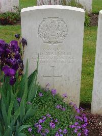 Etaples Military Cemetery - Malcolm, James Denholm