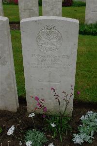 Etaples Military Cemetery - Malkin, A