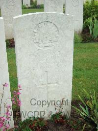 Etaples Military Cemetery - Mann, Alfred Edward