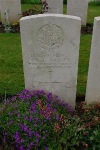 Etaples Military Cemetery - Manser, Victor George Tudge