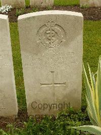 Etaples Military Cemetery - Markham, Walter Herwald