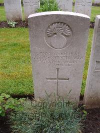 Etaples Military Cemetery - Marl, George Stratton