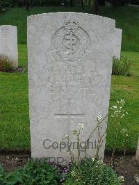 Etaples Military Cemetery - Marpole, Francis George