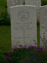 Etaples Military Cemetery - Martin, E