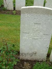 Etaples Military Cemetery - Martin, George