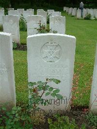 Etaples Military Cemetery - Maskrey, Beresford