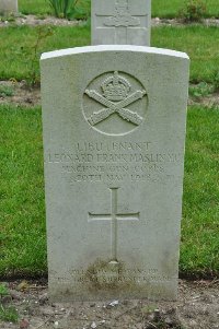 Etaples Military Cemetery - Maslin, Leonard Frank