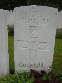 Etaples Military Cemetery - Mason, G