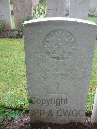 Etaples Military Cemetery - Massey, George Ernest