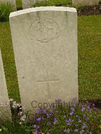 Etaples Military Cemetery - Masters, A E