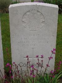 Etaples Military Cemetery - Mattinson, Joseph