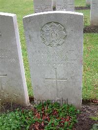 Etaples Military Cemetery - McAvoy, A